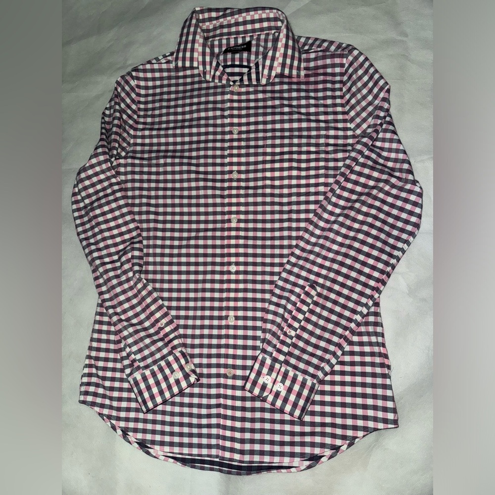 EXPRESS LONG SLEEVE BUTTON DOWN